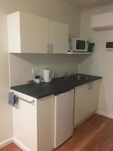 Eden Motel - Mackay Tourism 1