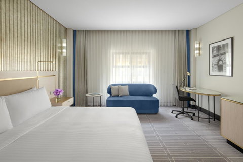 Radisson Blu Plaza Hotel Sydney - Mackay Tourism 5