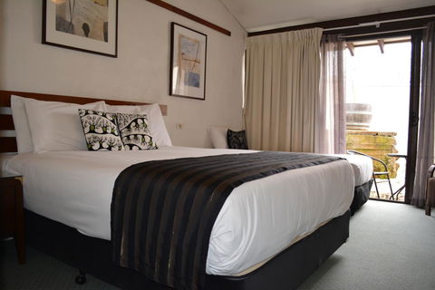 The Apple Inn - Mackay Tourism 10