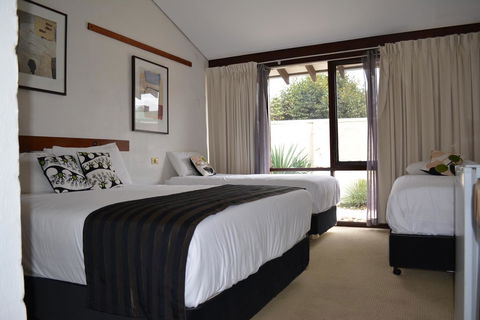 The Apple Inn - Mackay Tourism 13