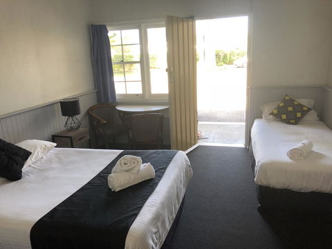 Squid\'s Ink Motel - Mackay Tourism 41