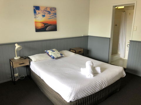 Squid\'s Ink Motel - Mackay Tourism 24