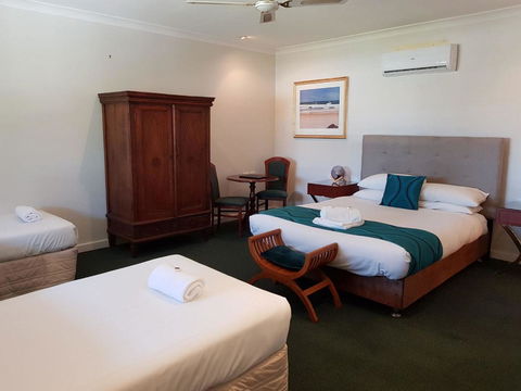 Squid\'s Ink Motel - Mackay Tourism 7