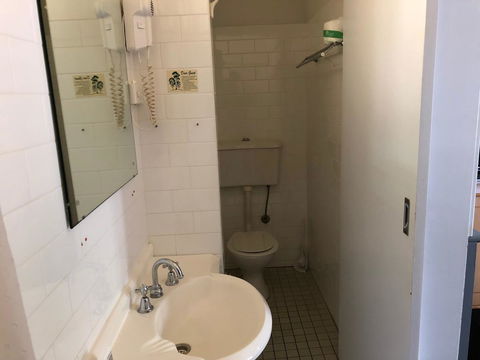 Squid\'s Ink Motel - Mackay Tourism 27