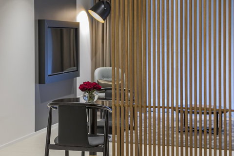 SKYE Suites Sydney - Mackay Tourism 28