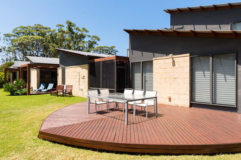 By The Beach B&B Self Contained Apartments - Mackay Tourism 2