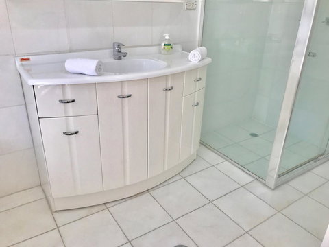 Liv Arena Apartments Darling Harbour - Mackay Tourism 26