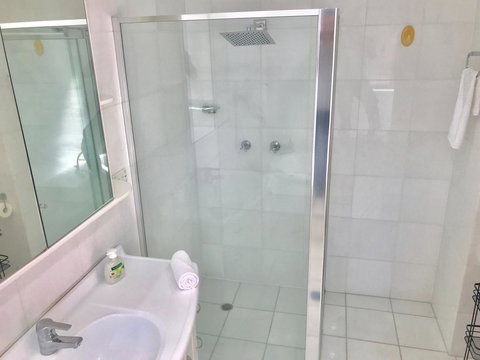 Liv Arena Apartments Darling Harbour - Mackay Tourism 27