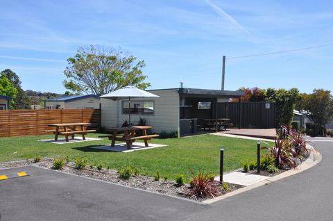 Crestview Tourist Park - Mackay Tourism 0
