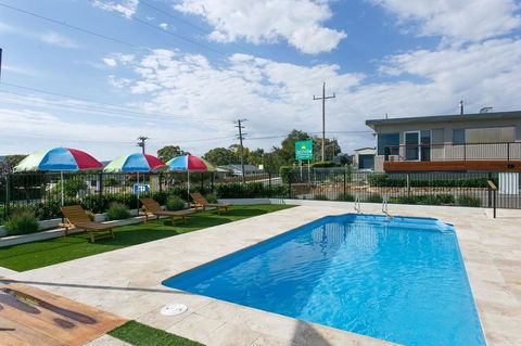 Crestview Tourist Park - Mackay Tourism 3
