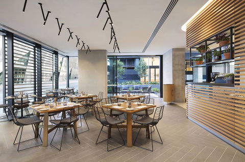 Four Points By Sheraton Sydney, Central Park - Mackay Tourism 26