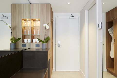 Furama Darling Harbour - Mackay Tourism 40