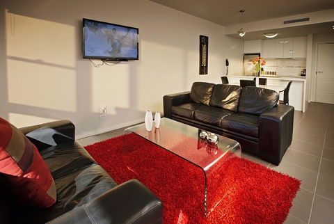 Charlestown Executive Apartments - Mackay Tourism 10