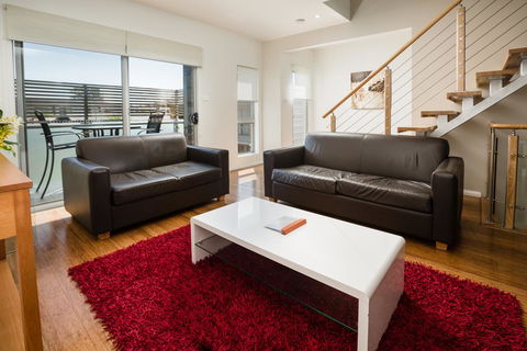 Charlestown Executive Apartments - Mackay Tourism 3