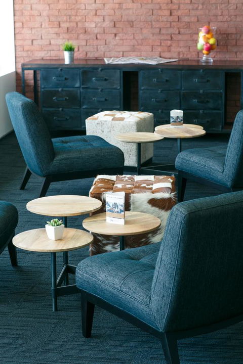 Alpha Hotel Eastern Creek - Mackay Tourism 30
