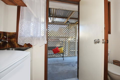 Sandy Toes Beach House Jervis Bay - 2min To Beach - Mackay Tourism 21