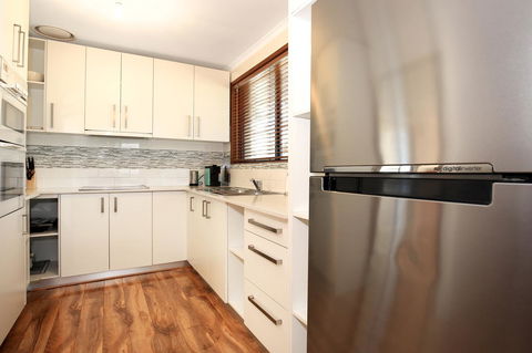 Sandy Toes Beach House Jervis Bay - 2min To Beach - Mackay Tourism 9