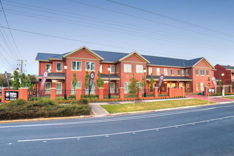Best Western Plus Bolton On The Park - Mackay Tourism 0