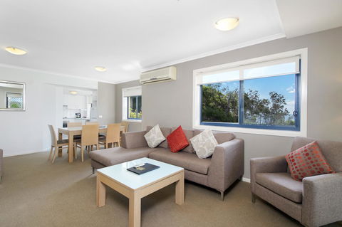 South Pacific Apartments - Mackay Tourism 10