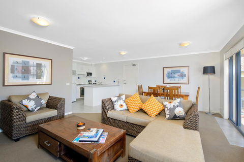 South Pacific Apartments - Mackay Tourism 8