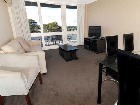 Horizon Holiday Apartments - Mackay Tourism 5