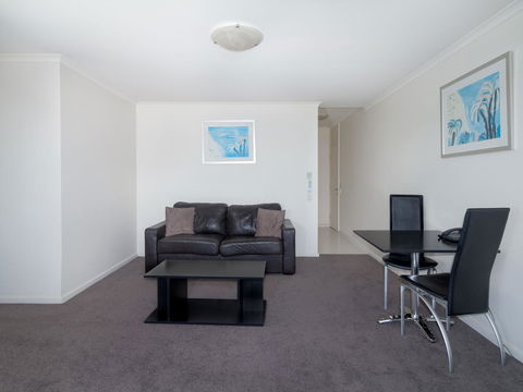 Horizon Holiday Apartments - Mackay Tourism 6