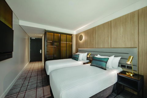 Vibe Hotel Sydney Darling Harbour - Mackay Tourism 13