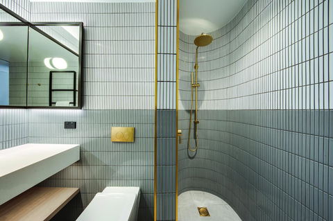 Vibe Hotel Sydney Darling Harbour - Mackay Tourism 2