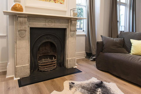 Elegant Family Home Close To Harbour And Views - Mackay Tourism 6