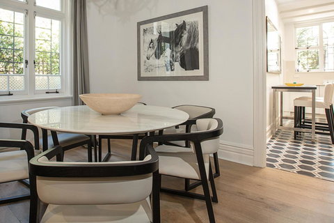 Elegant Family Home Close To Harbour And Views - Mackay Tourism 4