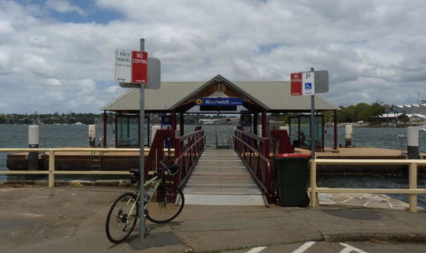 Elegant Family Home Close To Harbour And Views - Mackay Tourism 18