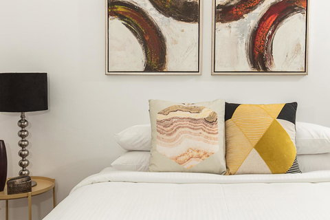 Elegant Family Home Close To Harbour And Views - Mackay Tourism 0