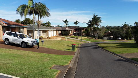 Twin Palms Holiday House At Lighthouse - Mackay Tourism 8
