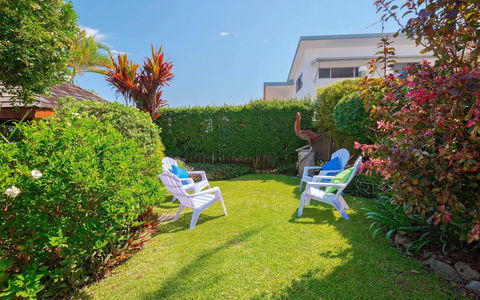 Coast Yamba - Adults Only - Mackay Tourism 13