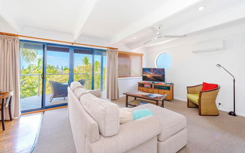 Coast Yamba - Adults Only - Mackay Tourism 21