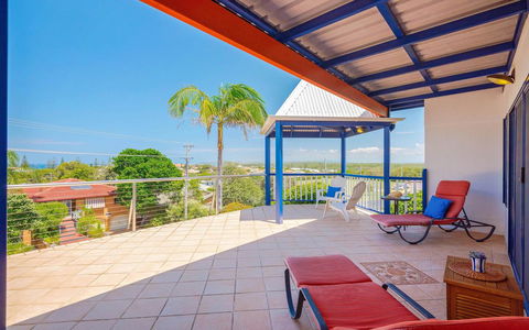 Coast Yamba - Adults Only - Mackay Tourism 15