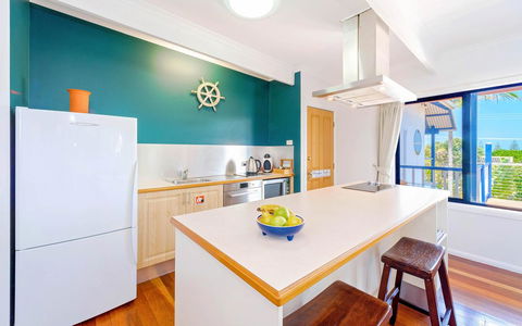 Coast Yamba - Adults Only - Mackay Tourism 12