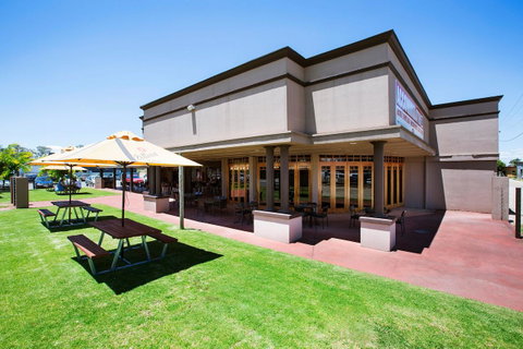 Boomerang Hotel - Mackay Tourism 26