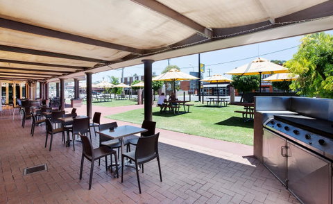 Boomerang Hotel - Mackay Tourism 32