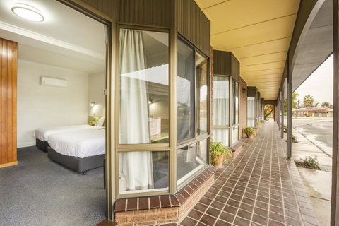 Boomerang Hotel - Mackay Tourism 10