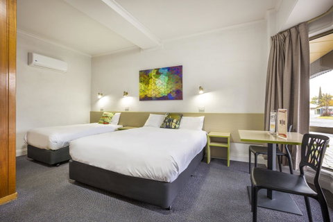 Boomerang Hotel - Mackay Tourism 11