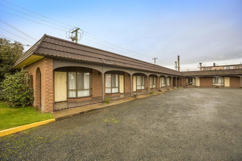 Boomerang Hotel - Mackay Tourism 24