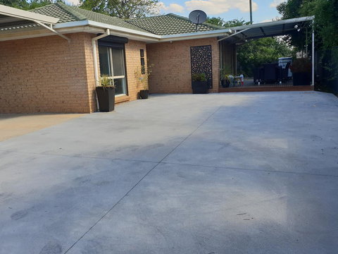 Belle In Bowral - Mackay Tourism 1