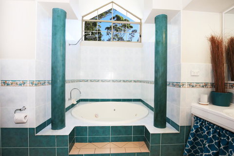 Seaglass - Stunning Views Of Jervis Bay - Mackay Tourism 16