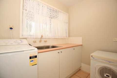 Seaglass - Stunning Views Of Jervis Bay - Mackay Tourism 18