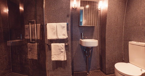 Crown Hotel Surry Hills - Mackay Tourism 23