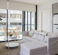 Cozy apartment with harbour bridge view in Bondi - Mackay Tourism