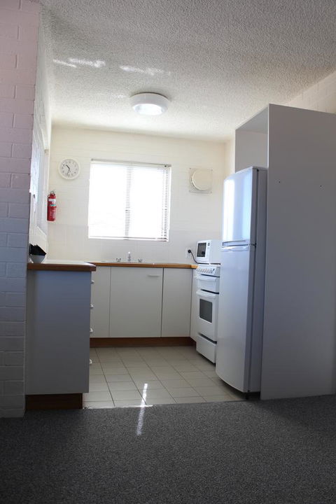 Narooma Palms Holiday Apartments - Mackay Tourism 11