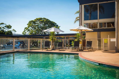 Black Dolphin Resort Motel & Apartments - Mackay Tourism 25