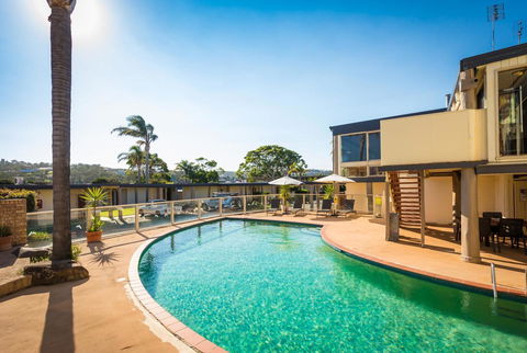 Black Dolphin Resort Motel & Apartments - Mackay Tourism 24